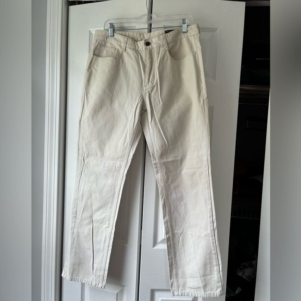 Vineyard Vines men’s pants. Size 33WX32L. Brand new, never worn!